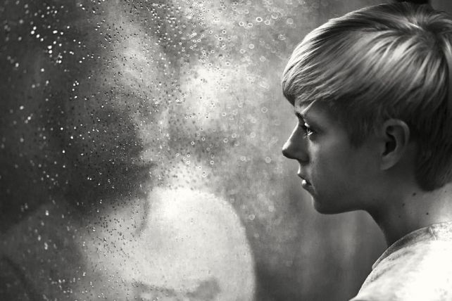 let_me_kiss_you_hard_in_the_pouring_rain_by_pictureputtonen-d58fo1s
