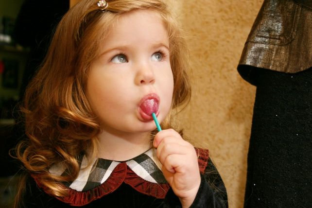 Beautiful-Little-Girl-Hd-Wallpaper